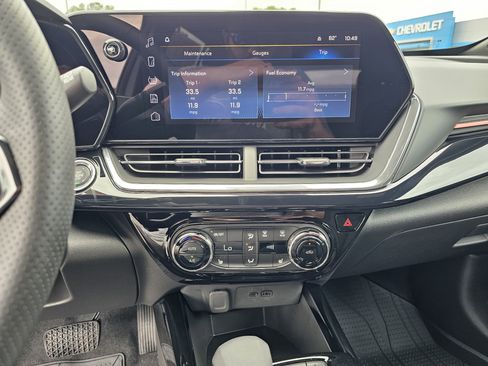 New 2026 Chevrolet Trax RS w/ Driver Confidence Package FWD image 27