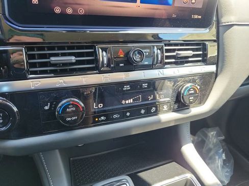 New 2026 Nissan Pathfinder SV AWD/4WD image 28