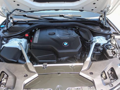 Certified 2023 BMW 530i w/ M Sport Package RWD image 27