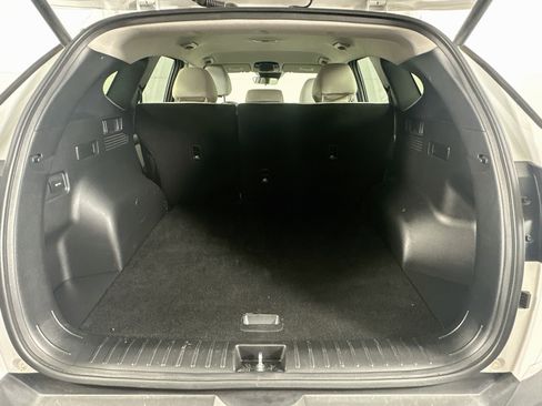 Used 2025 Hyundai Tucson SEL AWD/4WD image 28