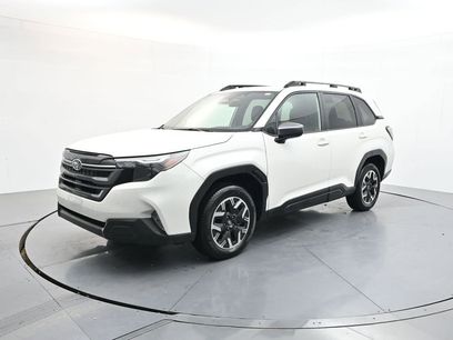 Used 2025 Subaru Forester Premium w/ Convenience Package #1