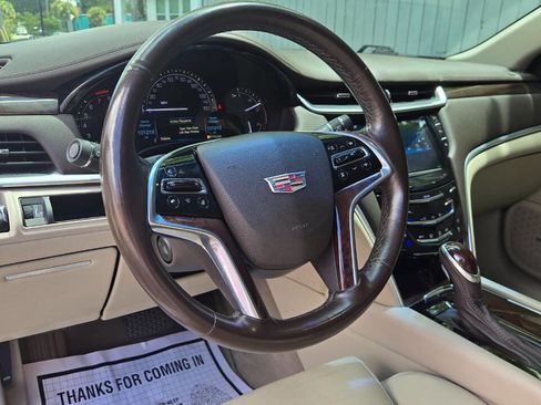 Used 2017 Cadillac XTS Luxury image 10