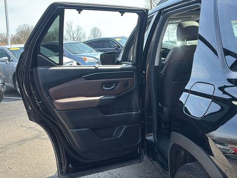 Certified 2024 Honda Pilot Elite image 29