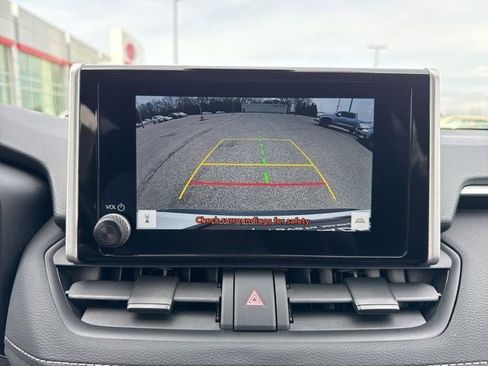 Used 2025 Toyota RAV4 LE image 25