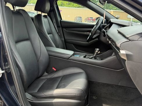 Used 2022 MAZDA MAZDA3 s FWD image 15