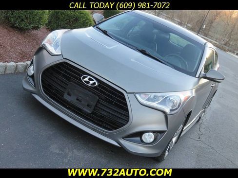 Used 2015 Hyundai Veloster Turbo image 14