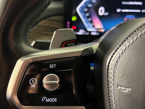 Used 2023 BMW 740i image 15