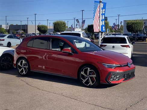 New 2025 Volkswagen GTI SE image 2