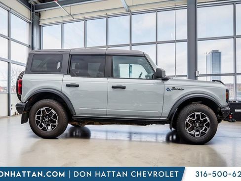 Used 2022 Ford Bronco Black Diamond AWD/4WD image 35