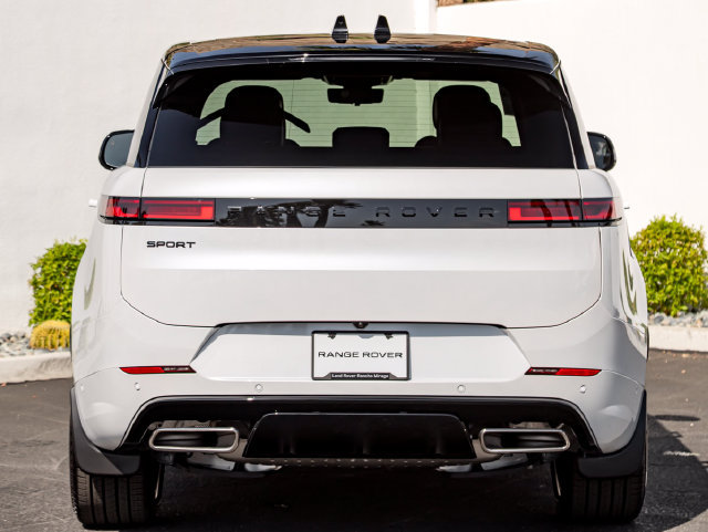 New 2026 Land Rover Range Rover Sport Dynamic SE AWD/4WD image 8