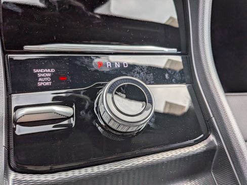 New 2025 Jeep Grand Cherokee Limited w/ Luxury Tech Group II image 16