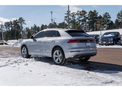 Used 2022 Audi Q8 Premium Plus image 7