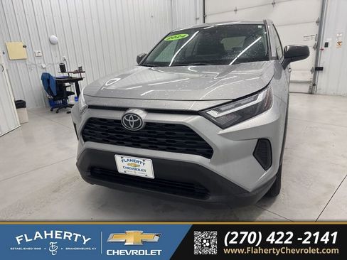 Used 2024 Toyota RAV4 LE image 8