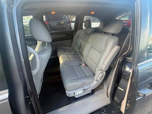 Used 2014 Honda Odyssey EX-L image 16