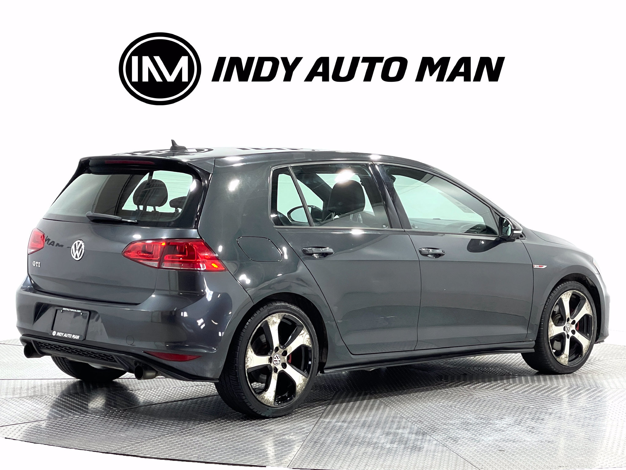 Used 2015 Volkswagen GTI SE w/ Lighting Package (SEL) FWD image 4