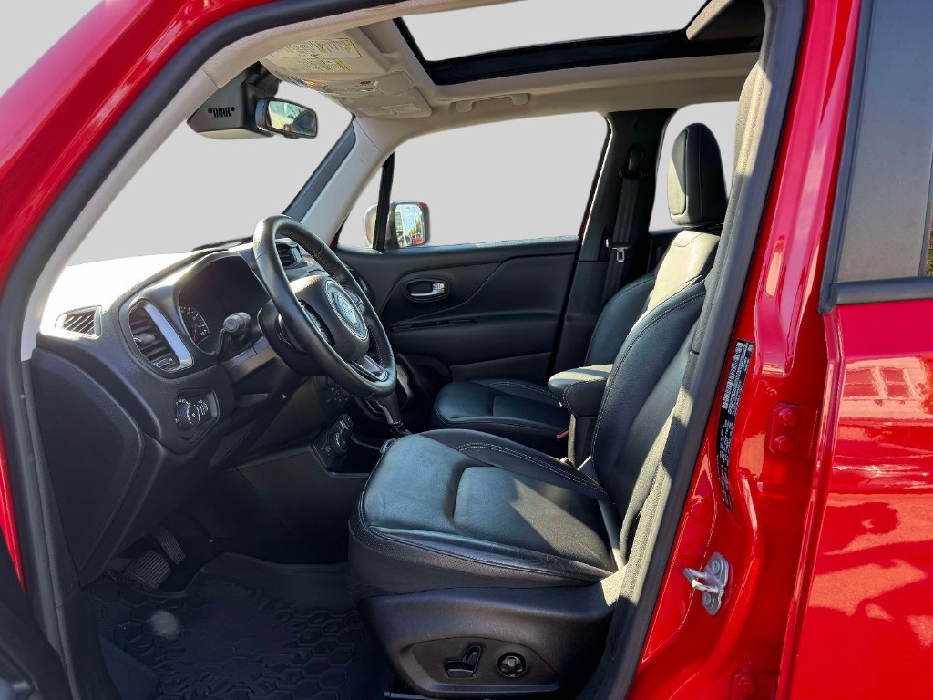 Used 2021 Jeep Renegade Limited w/ Sun & Sound Group AWD/4WD image 13