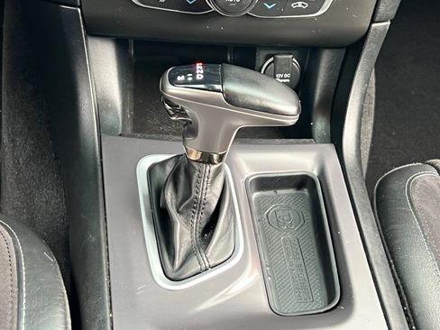 Used 2022 Dodge Charger GT w/ Plus Group image 25