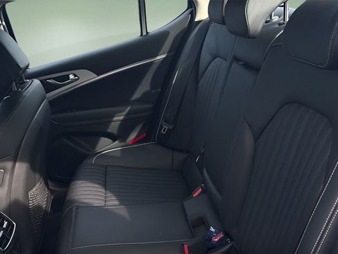 New 2026 Genesis G70 2.5T Prestige AWD/4WD image 10