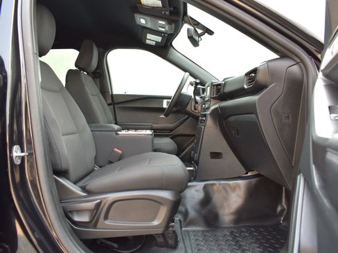 Used 2024 Ford Explorer 4WD Police Interceptor image 25