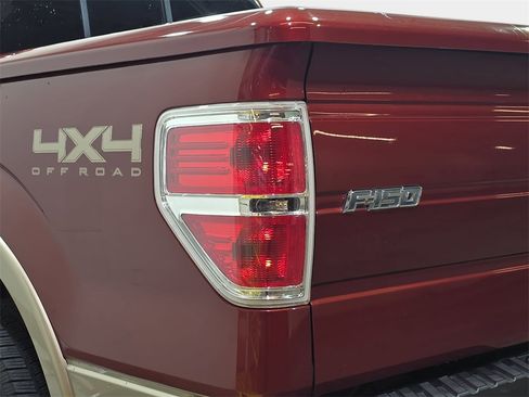 Used 2014 Ford F150 Lariat w/ Equipment Group 502A Luxury image 34