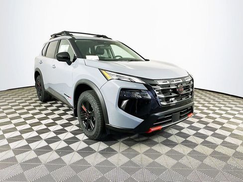 New 2026 Nissan Rogue SV AWD/4WD image 3