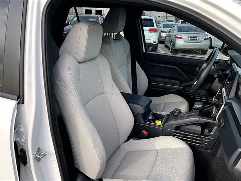 Used 2025 Toyota 4Runner SR5 image 11