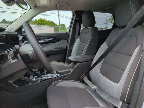 New 2026 Chevrolet TrailBlazer LT w/ Convenience Package FWD image 14