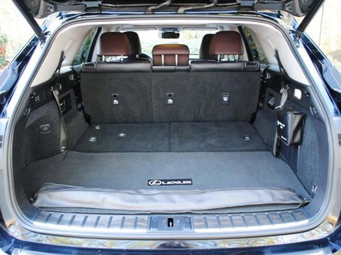 Used 2018 Lexus RX 350L Luxury w/ Accessory Package image 40