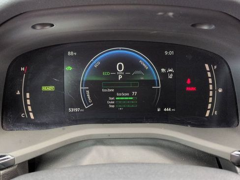 Used 2025 Toyota Camry LE FWD image 33