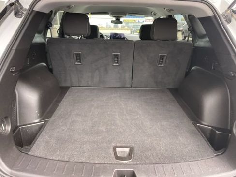 Used 2024 Chevrolet Blazer LT AWD/4WD image 22