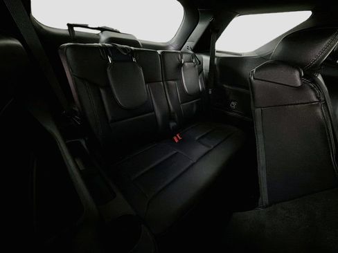 Used 2020 Ford Explorer XLT w/ Equipment Group 202A AWD/4WD image 25