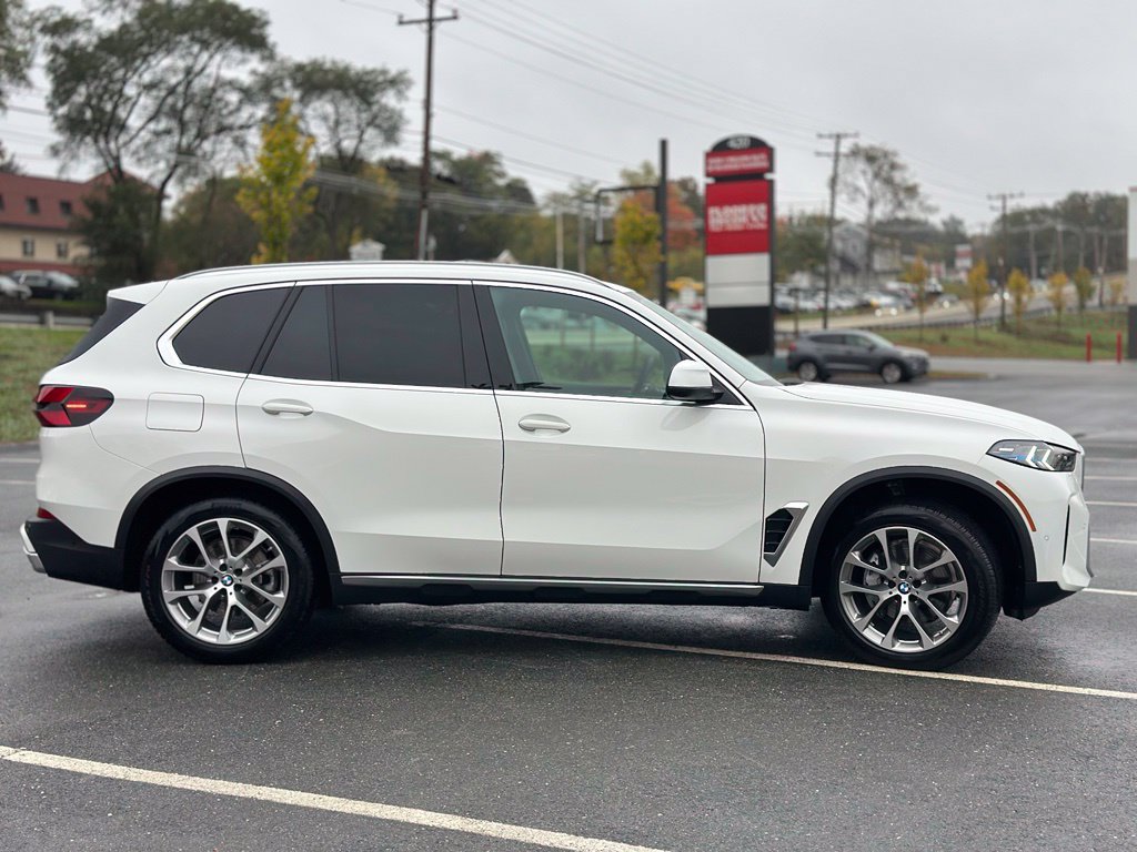 Certified 2026 BMW X5 xDrive40i AWD/4WD image 8