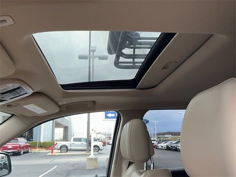 Used 2020 Jeep Grand Cherokee Limited image 22