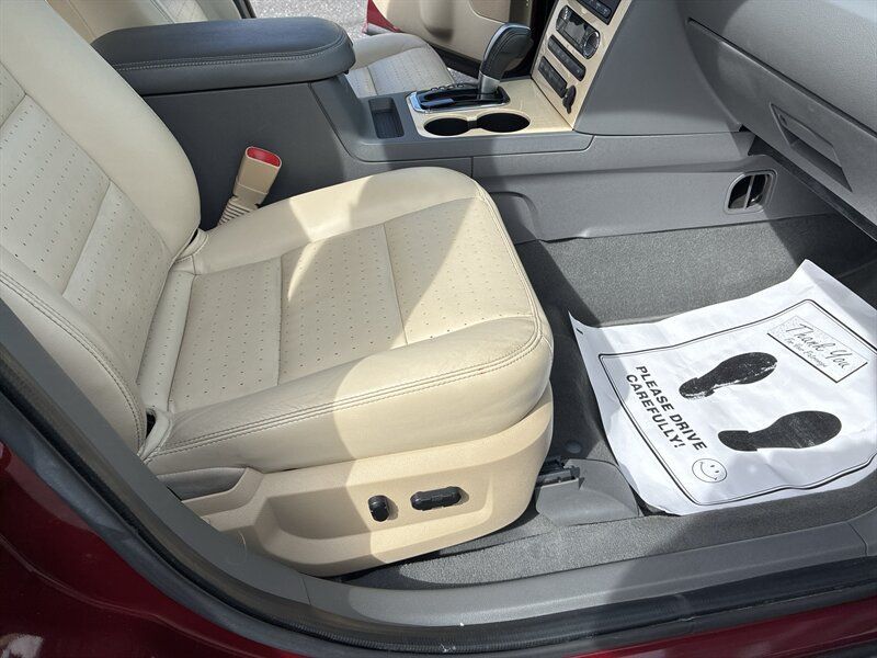 Used 2008 Mercury Sable Premier FWD image 13