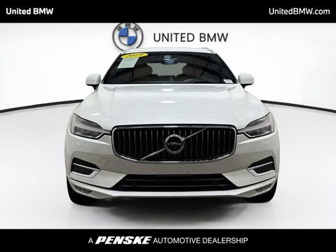 Used 2019 Volvo XC60 T5 Inscription w/ Protection Package FWD image 2