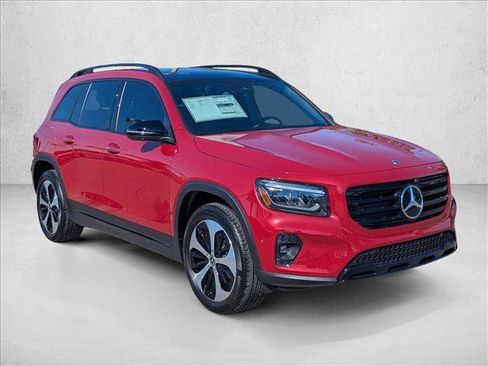 Used 2026 Mercedes-Benz GLB 250 image 6