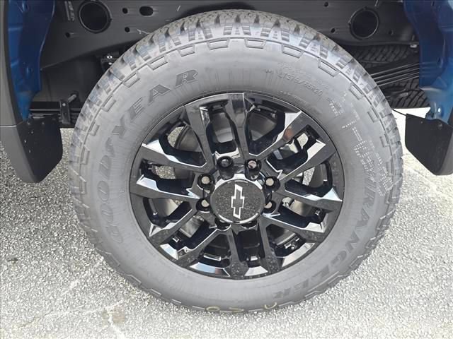 New 2026 Chevrolet Silverado 2500 Custom w/ Custom Convenience Package AWD/4WD image 33