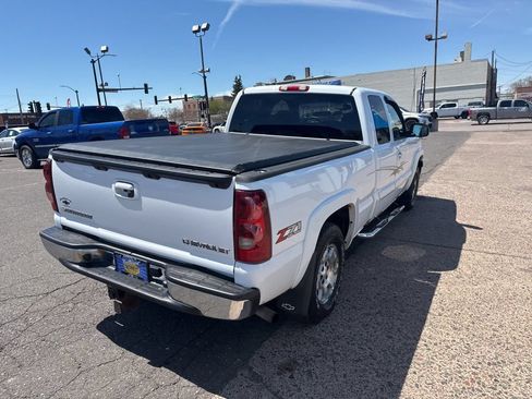 Used 2003 Chevrolet Silverado 1500 LS w/ Off-Road Package AWD/4WD image 10