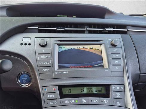 Used 2014 Toyota Prius Three FWD image 16