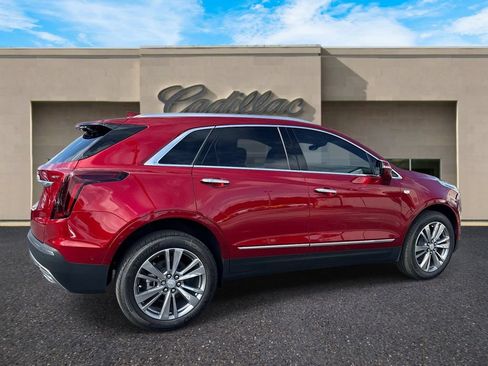 New 2026 Cadillac XT5 Premium Luxury w/ Driver Assist Package FWD image 3