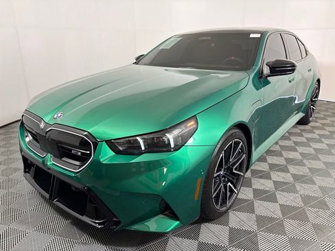 Used 2026 BMW M5 w/ Executive Package AWD/4WD image 2