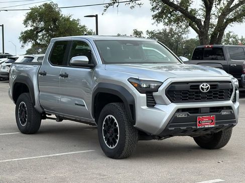 Used 2024 Toyota Tacoma TRD Off-Road AWD/4WD image 3