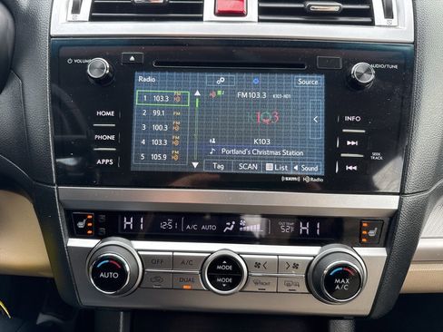 Used 2015 Subaru Legacy 2.5i Premium image 34