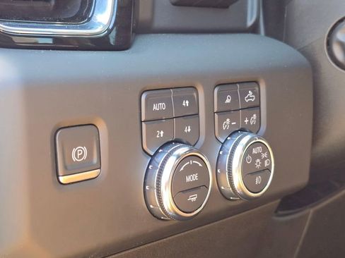 Used 2023 GMC Sierra 1500 Denali Ultimate AWD/4WD image 26