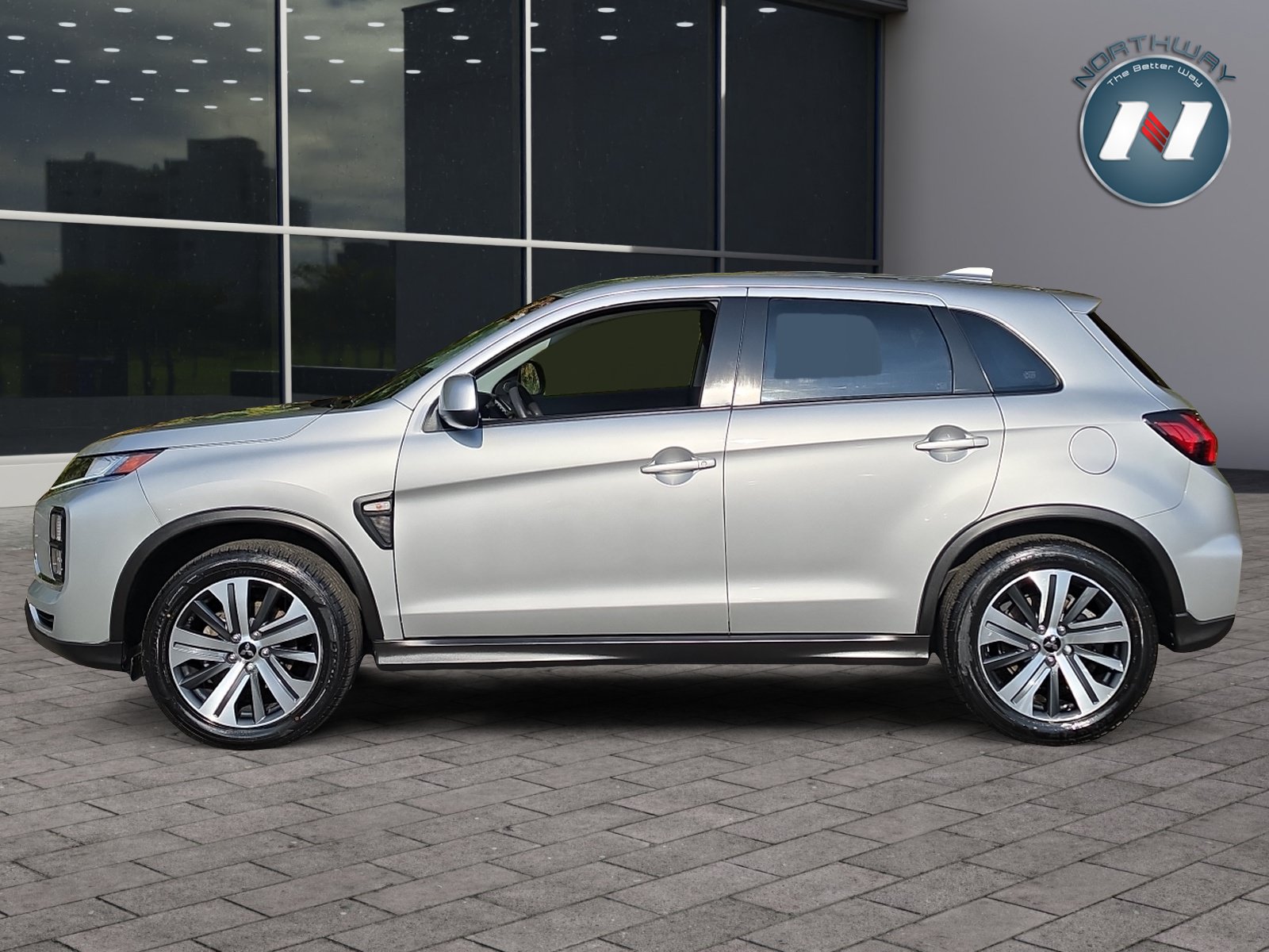 Used 2023 Mitsubishi Outlander Sport ES AWD/4WD image 2