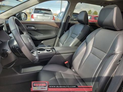 Used 2022 Nissan Rogue SL w/ SL Premium Package image 15