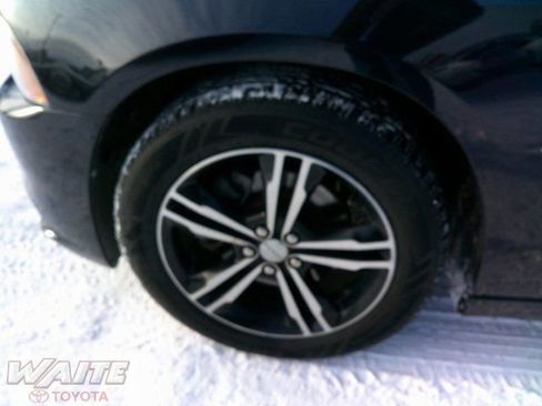 Used 2014 Dodge Charger R/T image 9