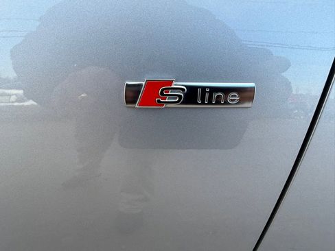 Used 2018 Audi A4 2.0T Prestige image 13