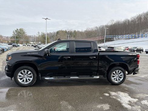 Used 2022 Chevrolet Silverado 1500 Custom image 8