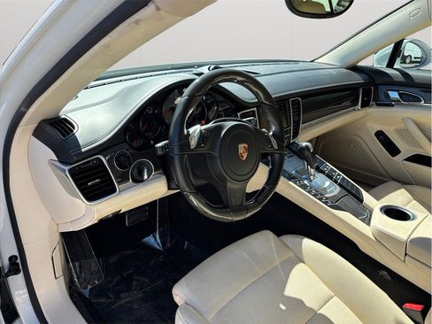 Used 2014 Porsche Panamera 4S image 6